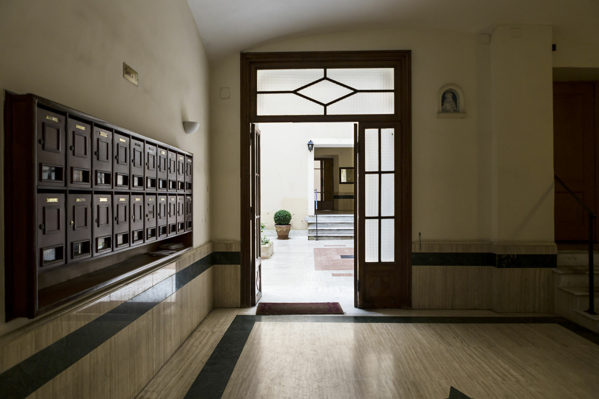 Lahouse Rome By Premium Suites Collection ภายนอก รูปภาพ